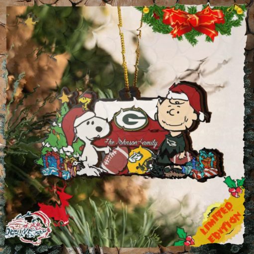 Green Bay Packers Snoopy NFL Sport Ornament Custom Your Family Name