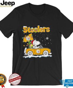 Happy Merry Christmas Snoopy drive a car Pittsburgh Steelers logo flag gift shirt