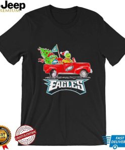 Happy Merry Christmas The Grinch drive a car Philadelphia Eagles football logo flag gift shirt