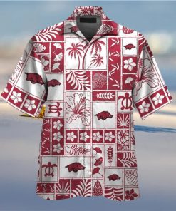 Hawaiian Short Sleeve Arkansas Razorbacks Button Up Shirt