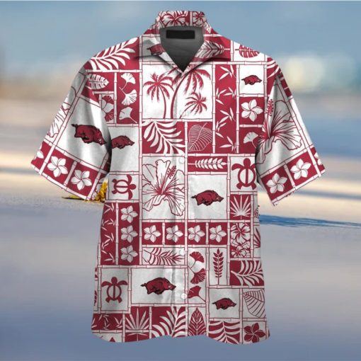 Hawaiian Short Sleeve Arkansas Razorbacks Button Up Shirt