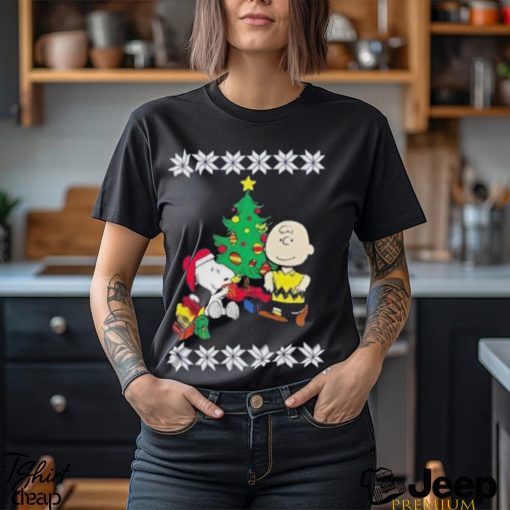 Holiday Presents Peanuts Snoopy Christmas 2023 Sweatshirt