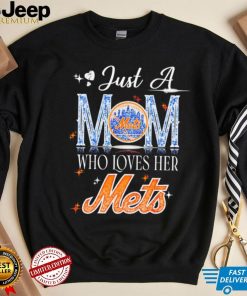 Just a mom who loves her New York Mets shirt