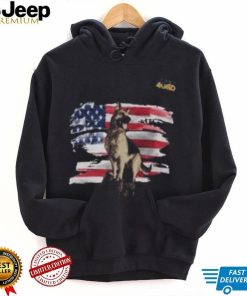 Just4GSD German Shepherd guarding the USA flag T Shirt