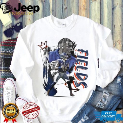 Justin Fields number 1 Chicago Bears football player pose gift shirt