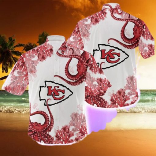 Kansas City Chiefs NFL Casual Trending Hawaiian Shirt Tropical Gift For Men And Women Fans