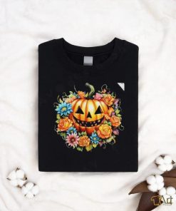 Kawaii Halloween Jack O Lantern With Pumpkin And Flowers T Shirt