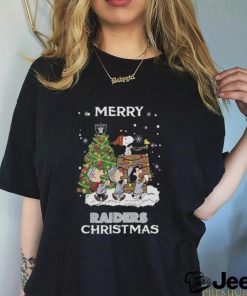 Las Vegas Raiders Snoopy Family Christmas Tree shirt