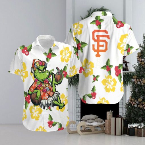 MLB San Francisco Giants Aloha Grinch Relax Christmas Pattern Holly Hawaiian Shirt For Men And Women