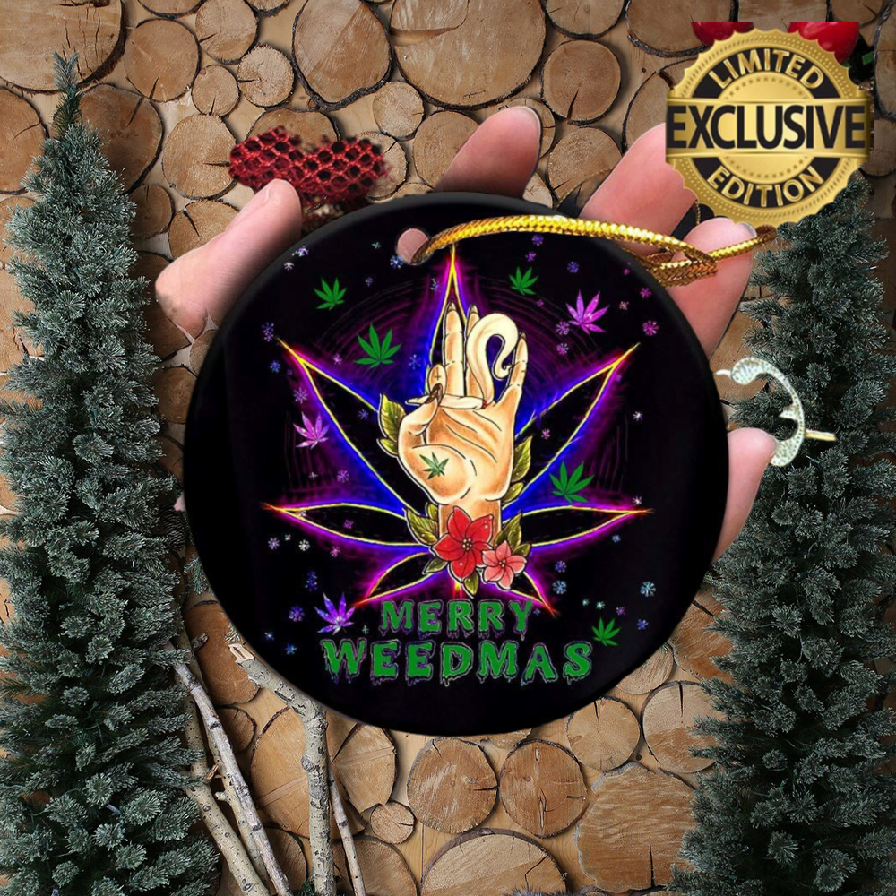 Marijuana Christmas Cannabis Leaf Merry Weedmas 420 Weed Christmas ...