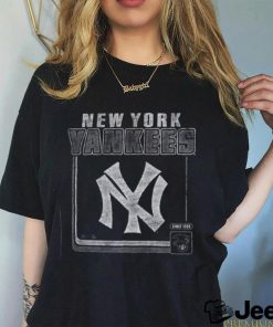 Men's '47 Navy New York Yankees Cooperstown Collection Borderline Franklin T Shirt