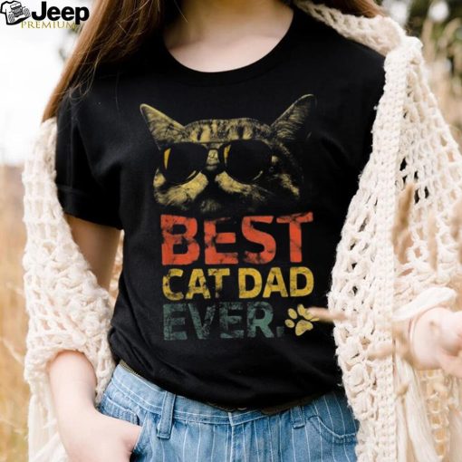 Mens Best Cat Dad Ever Fist Paw Pump Funny Daddy Father’s Day Shirt