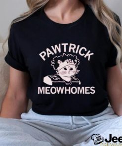 Men’s Pawtrick Meowhomes shirt