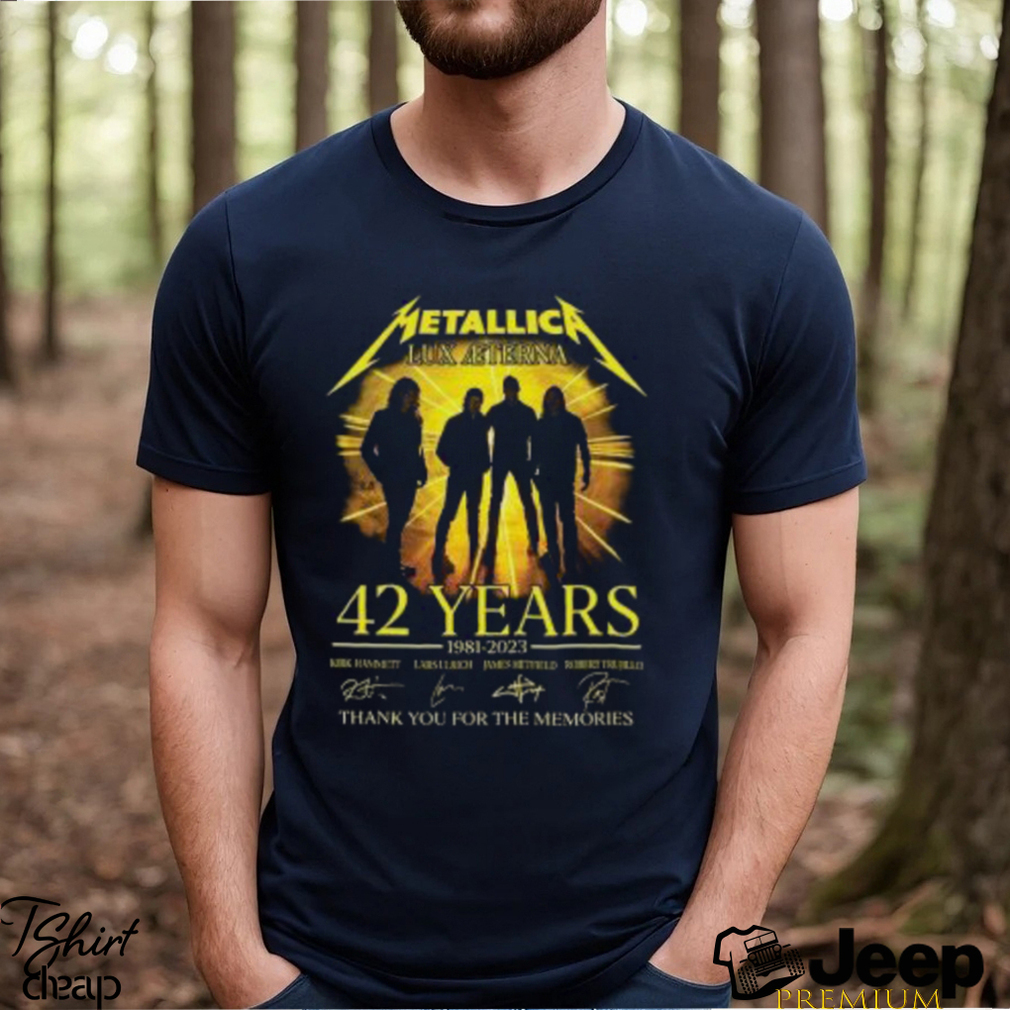 Official Metallica M72 2023 World Tour Poster shirt - Limotees