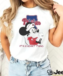 Mickey Mouse face mask it's a heart things Philadelphia Phillies shirt