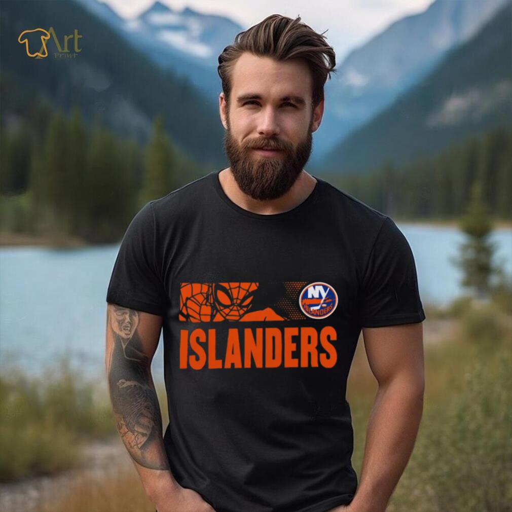 Islanders black store t shirt