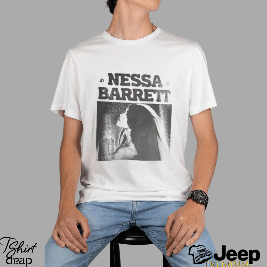 Nessa Barrett Young Forever Tour 2023 Vintage Shirt Fan T Shirt Sweatshirt  Classic - teejeep