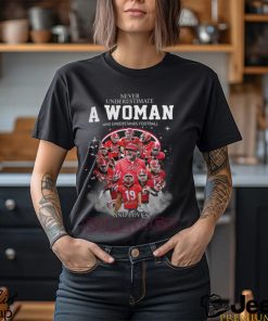 Never Uderestimate A Woman Who Understands Football BULLDOGS Shirt