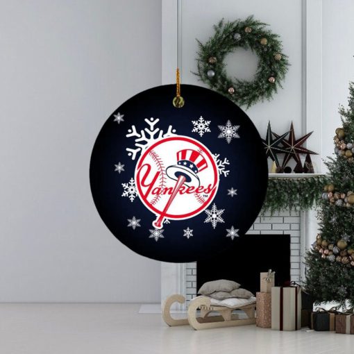 New York Yankees MLB Custom Name 2023 Holiday Gifts Christmas Decorations Ornament