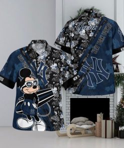 New York Yankees Mickey Mouse Floral Short Sleeve Hawaii Shirt