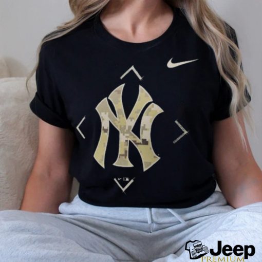 New York Yankees Nike Camo Logo T Shirt