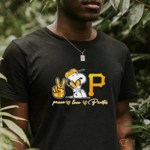 Nice snoopy Peace Love Pittsburgh Pirates Shirt