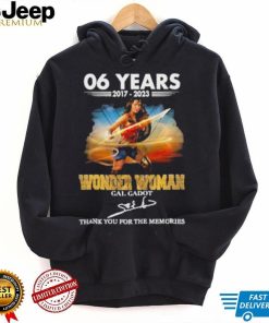 Official 60 years 2017 – 2023 Wonder Woman Gal Gadot thank you for the memories signature shirt