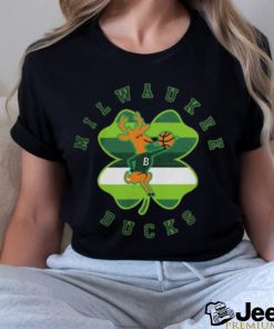 Official Iotg st. paddy’s hwc milwaukee bucks Shirt