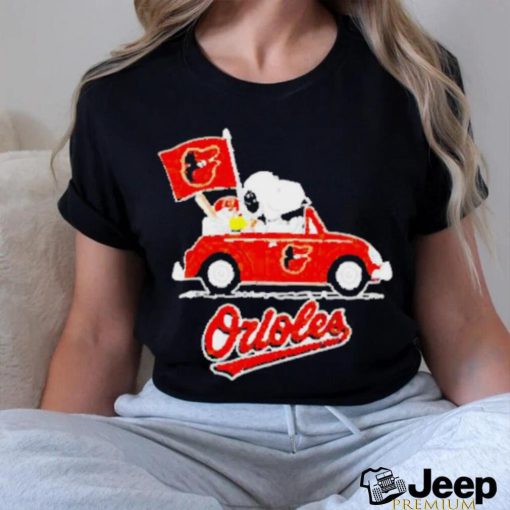 Official Snoopy drives car with Baltimore Orioles flag shirt