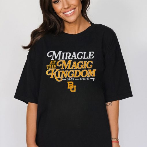 Official baylor Miracle At The Magic Kingdom Shirt