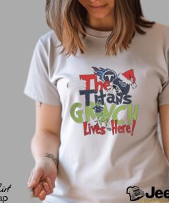 Official grinch Hat Santa The Titans Lives Here Christmas Shirt