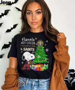 Official new Orleans Saints Snoopy Flannels Hot Cocoa Christmas Lights Tree T Shirt