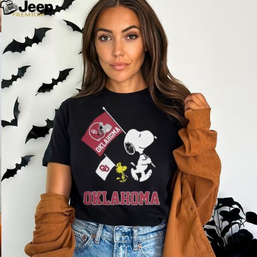 Oklahoma Snoopy Flags Funny Classic T Shirt