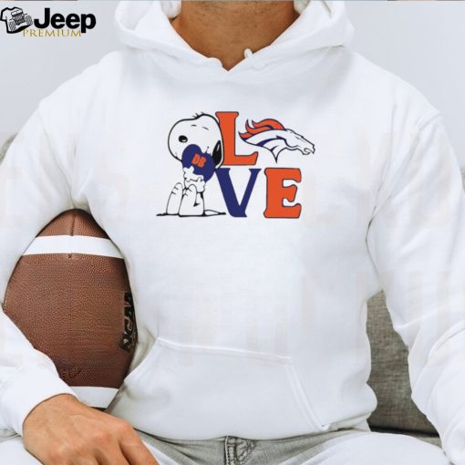 Peanuts Snoopy love Denver Broncos shirt