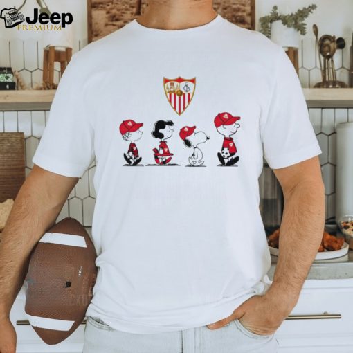 Peanuts characters Sevilla FC shirt