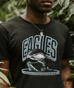 Philadelphia Eagles Helmet Platform T Shirt