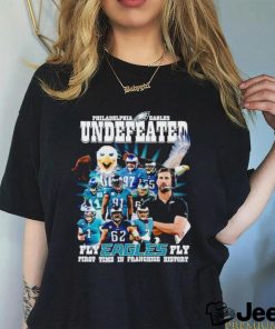 Philadelphia Eagles underfeated fly Eagles fly first time in franchise history shirt