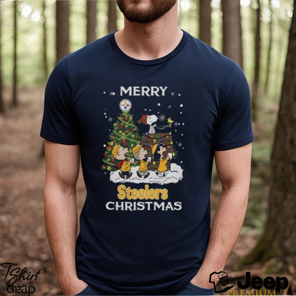 Pittsburgh Steelers Snoopy Family Christmas Shirt teejeep