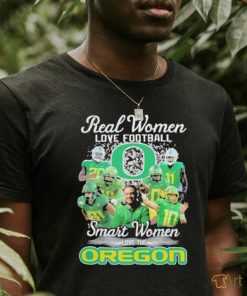 Real Women Love Foptball Smart Women Love The Oregon Ducks Shirt