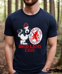 Red Lion Inn Dancing and Pub logo shirt