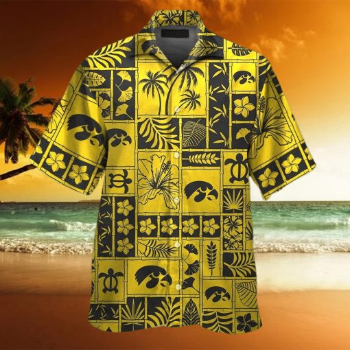 Retro Aloha NCAA Iowa Hawkeyes Hawaiian Shirt Gift For Beach Lovers