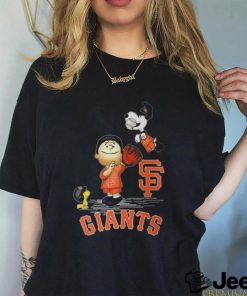 San Francisco Giants The Peanuts Sport Fans Christmas shirt