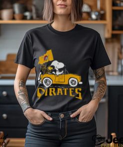 Snoopy And Woodstock Driving Car Pittsburgh Pirates T shirt