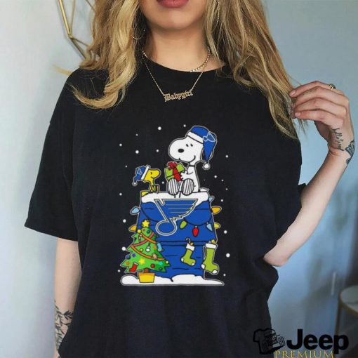 Snoopy And Woodstock St. Louis Blues Christmas Tree shirt