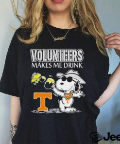 Snoopy And Woodstock Tennessee Volunteers Makes Me Drinks Shirt