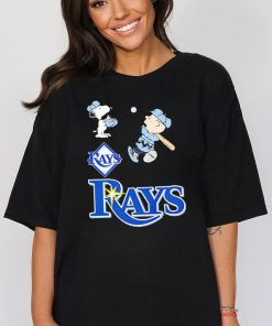 Snoopy and Charlie Brown playing baseball Tampa Bay Rays shirt