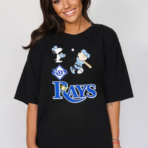 Snoopy and Charlie Brown playing baseball Tampa Bay Rays shirt