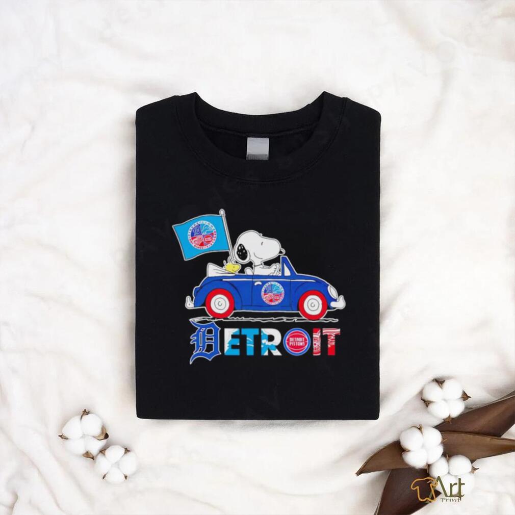 Snoopy and Woodstock driving car Detroit all sports team shirt