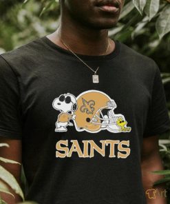 Snoopy helmet New Orleans Saints shirt