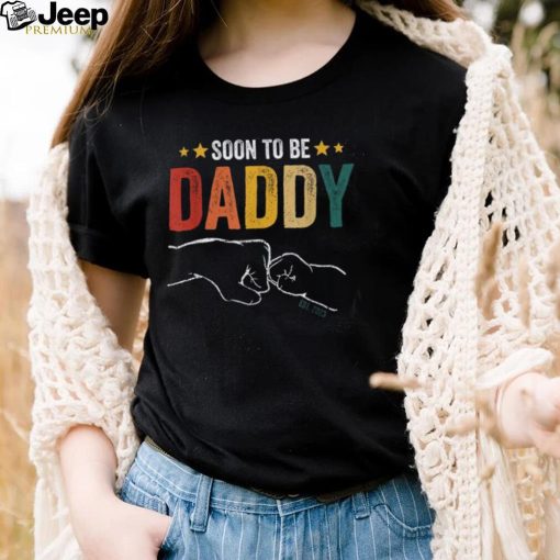 Soon To Be Daddy Est 2023 Retro Vintage Dad Father’s Day Long Sleeve T shirt